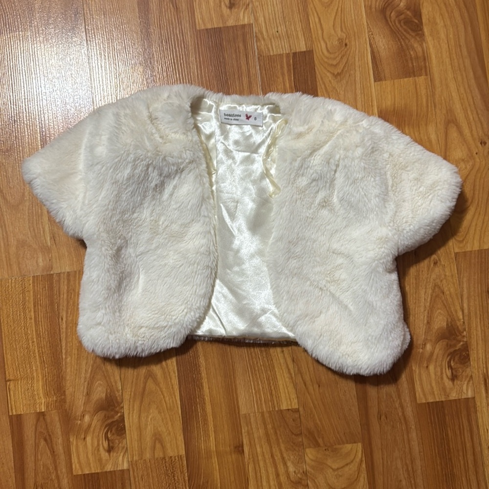 Girls cropped short sleeve cover up size 5